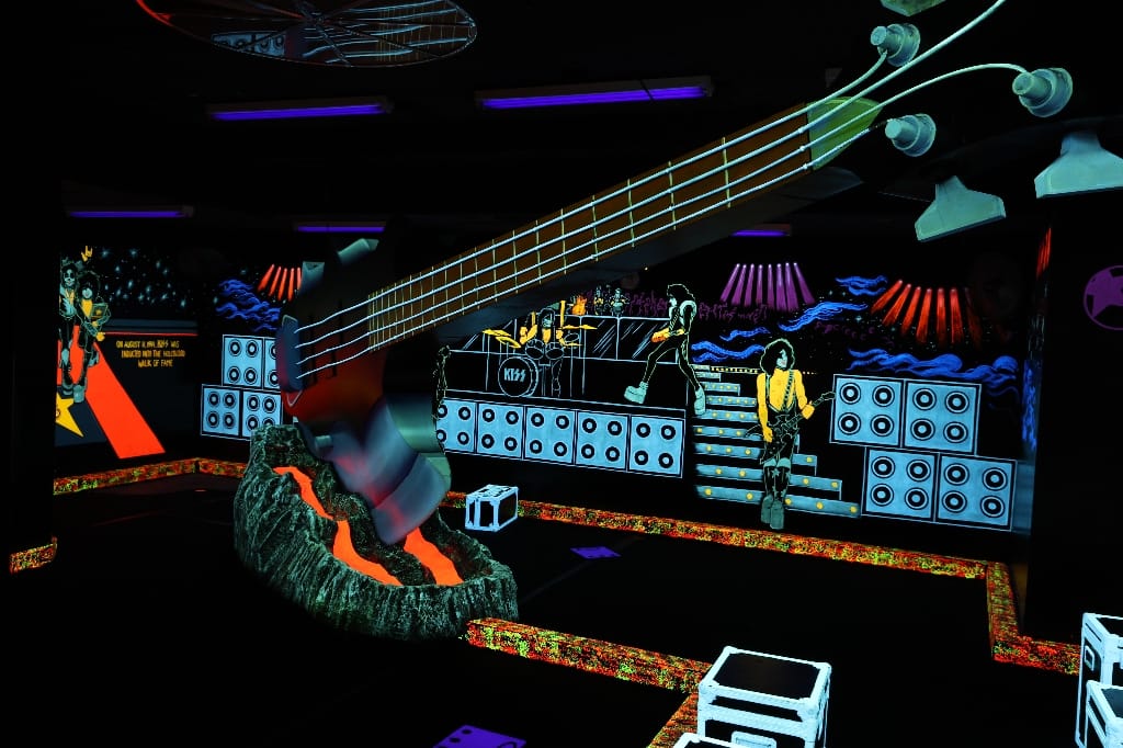 KISS KRUISE Land Locked in Vegas LasVegas USA Amerika KISS WORLD Rio Hotel KISS mini golf