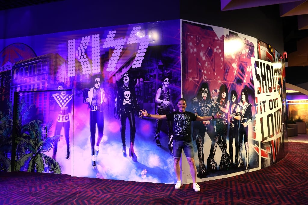 KISS KRUISE Land Locked in Vegas LasVegas USA Amerika Virgin Hotel