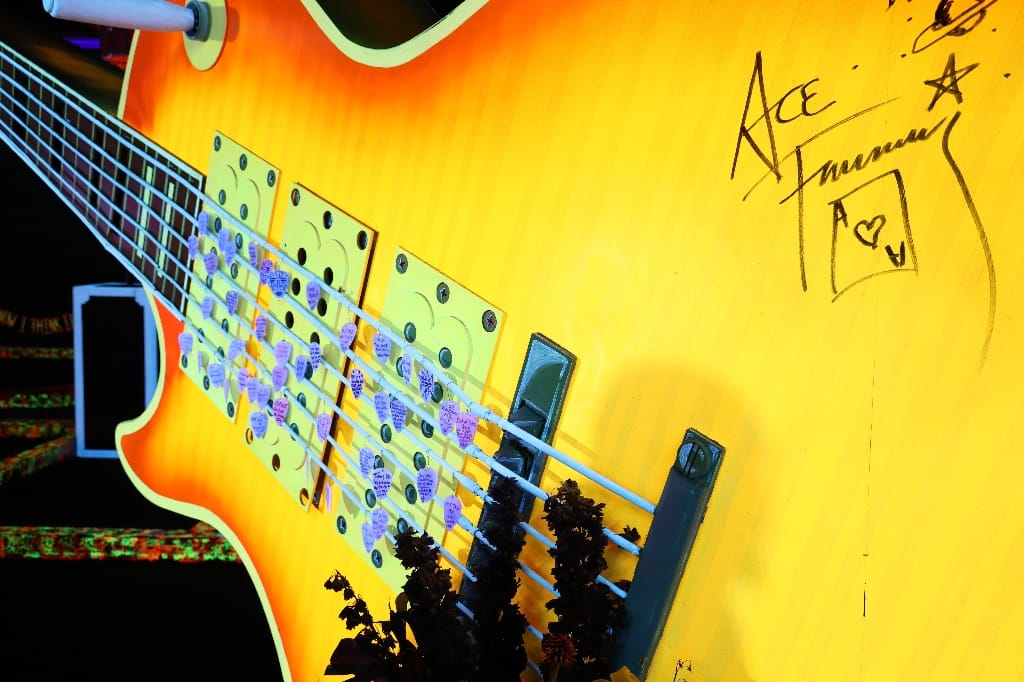 KISS KRUISE Land Locked in Vegas LasVegas USA Amerika KISS WORLD Rio Hotel KISS mini golf