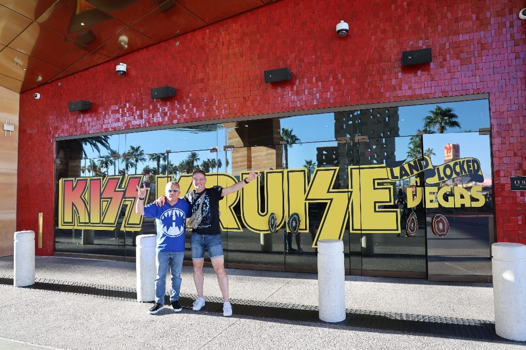 KISS KRUISE Land Locked in Vegas LasVegas USA Amerika Virgin Hotel