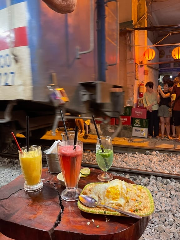 Vietnam trainstreet
